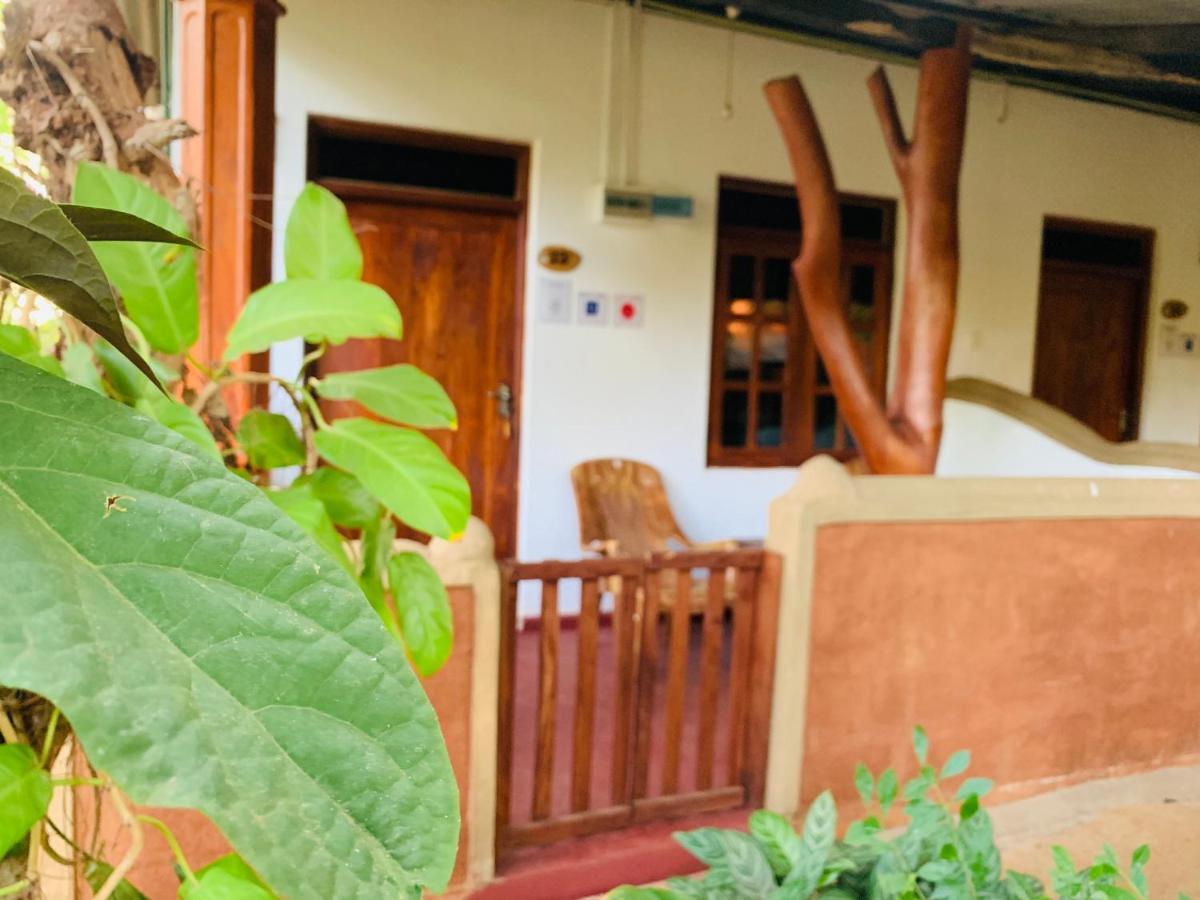 New Sisira Natural Lodge Sigirîya Extérieur photo